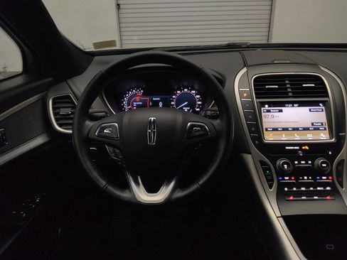 Used 2017 Lincoln MKX Premiere AWD/4WD image 22