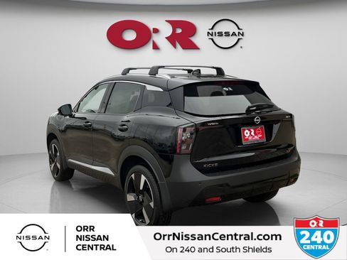 New 2026 Nissan Kicks SR FWD image 7