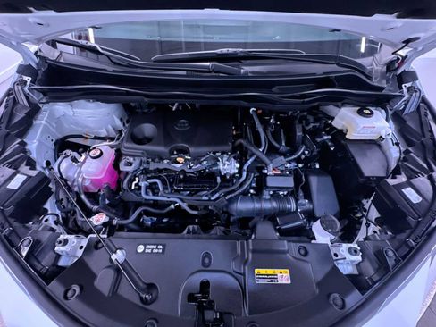 Used 2025 Toyota Sienna Limited image 11