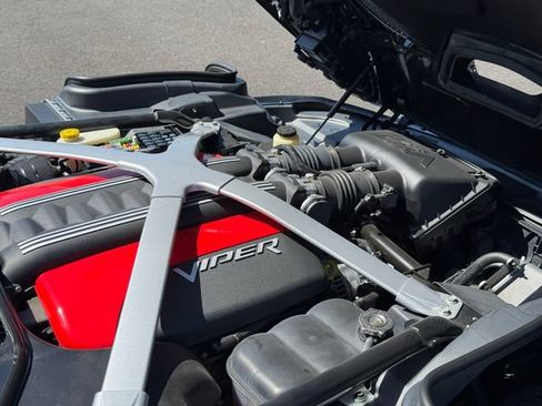Used 2015 Dodge Viper w/ Quick Order Package 22J GT RWD image 7