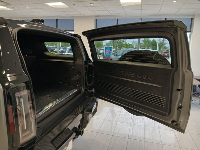 New 2026 GMC Hummer EV 3X w/ Carbon Fiber Edition Package AWD/4WD image 17