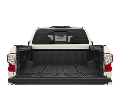 Used 2018 Nissan Titan PRO-4X w/ Pro-4x Utility Package AWD/4WD image 15