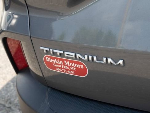 Used 2022 Ford Escape Titanium w/ Class II Trailer Tow Package image 11