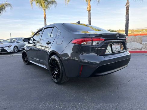 Used 2023 Toyota Corolla LE w/ Carpet Mat Package (TMS) image 5