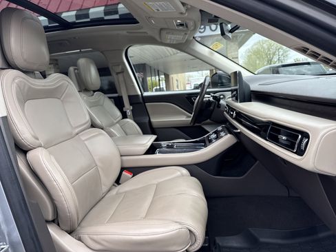 Used 2020 Lincoln Aviator Reserve w/ Equipment Group 202A AWD/4WD image 22