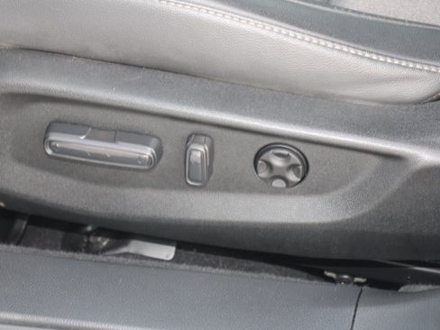 Used 2021 Honda Accord Sport image 12