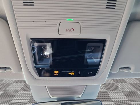 New 2025 Volkswagen Tiguan S image 32