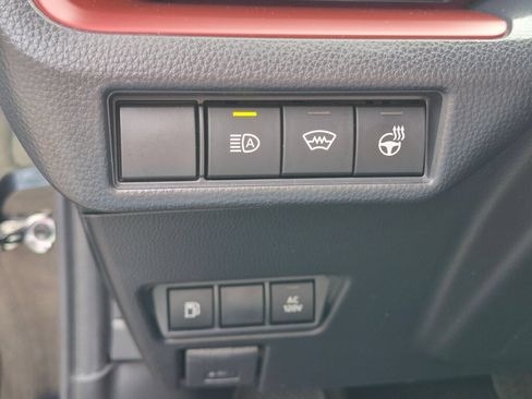 Certified 2023 Toyota Prius Prime FWD image 28