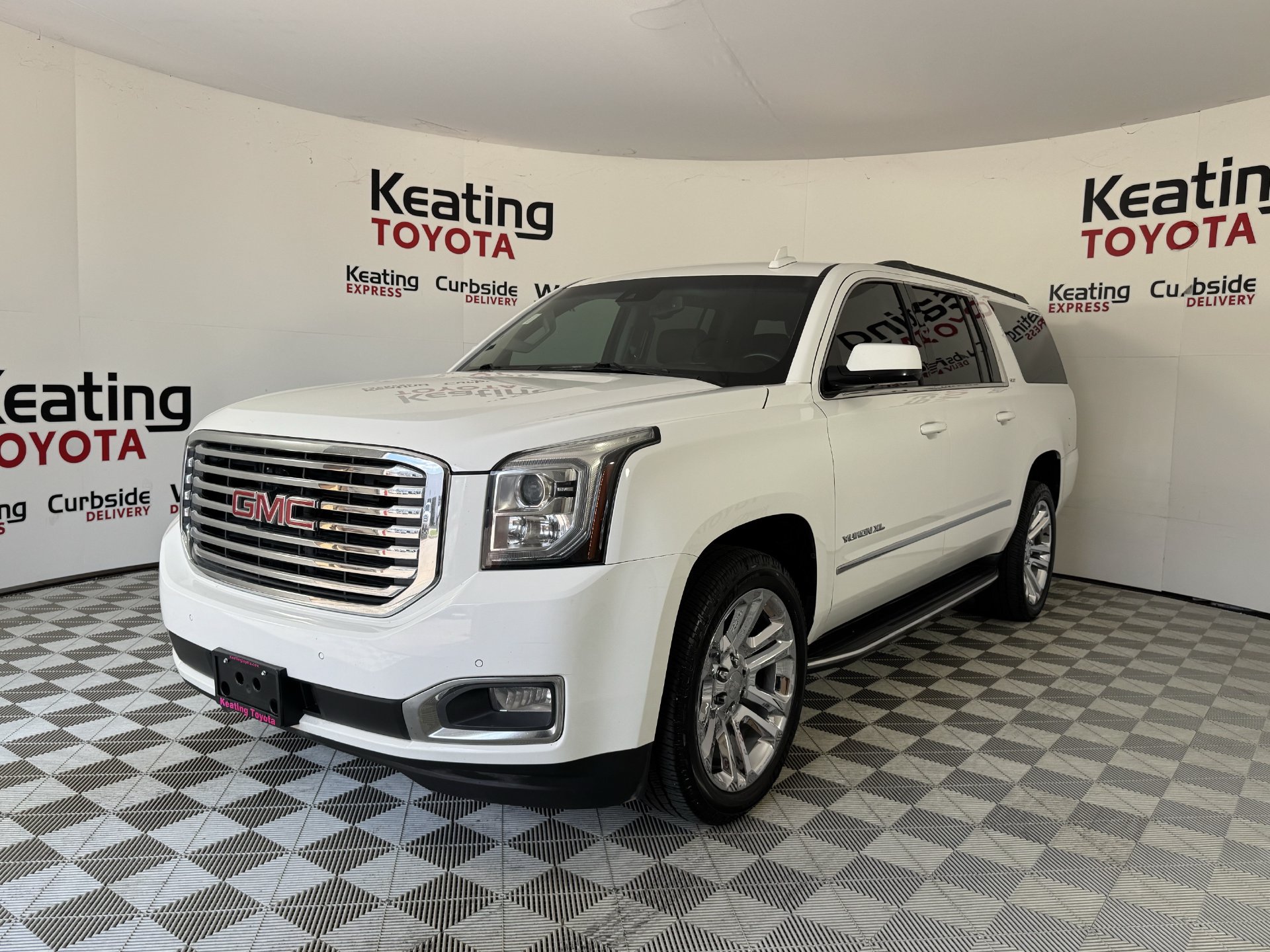 Used 2018 GMC Yukon XL SLT w/ Premium Edition RWD image 9