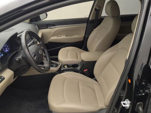 Used 2019 Hyundai Elantra Limited w/ Ultimate Package 02 FWD image 17