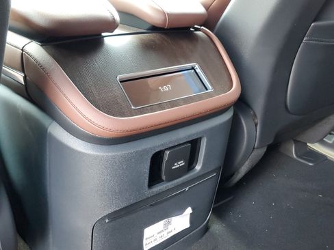 New 2027 Lincoln Navigator Reserve AWD/4WD image 29