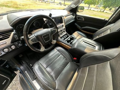 Used 2020 GMC Yukon Denali AWD/4WD image 14