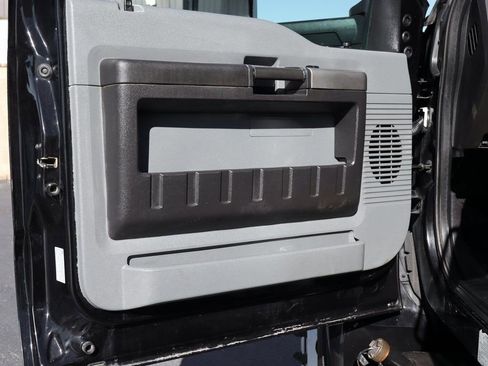 Used 2023 Ford F650 2WD Regular Cab Super Duty image 21