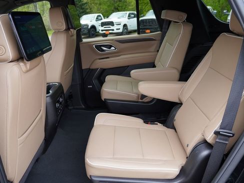 Certified 2024 Chevrolet Tahoe Premier w/ Advanced Technology Package AWD/4WD image 19