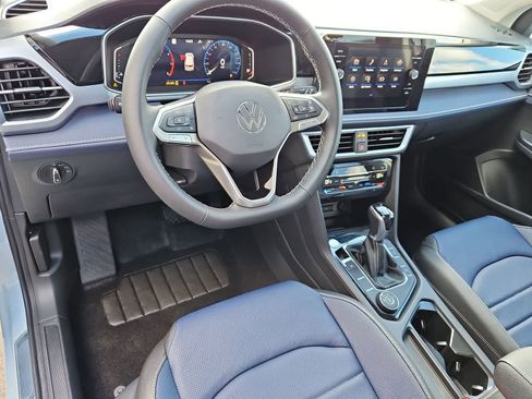 New 2026 Volkswagen Taos SEL AWD/4WD image 2