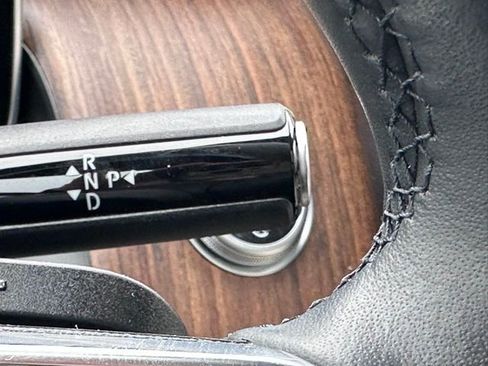 Certified 2024 Mercedes-Benz GLC 300 4MATIC w/ Driver Assistance Package image 17