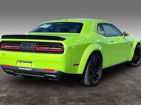 Used 2023 Dodge Challenger SRT Hellcat RWD image 2