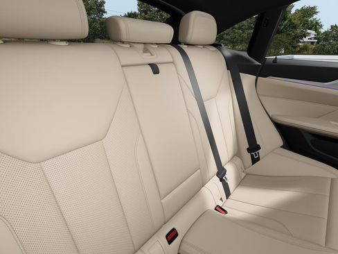 New 2026 BMW i4 eDrive40 image 10