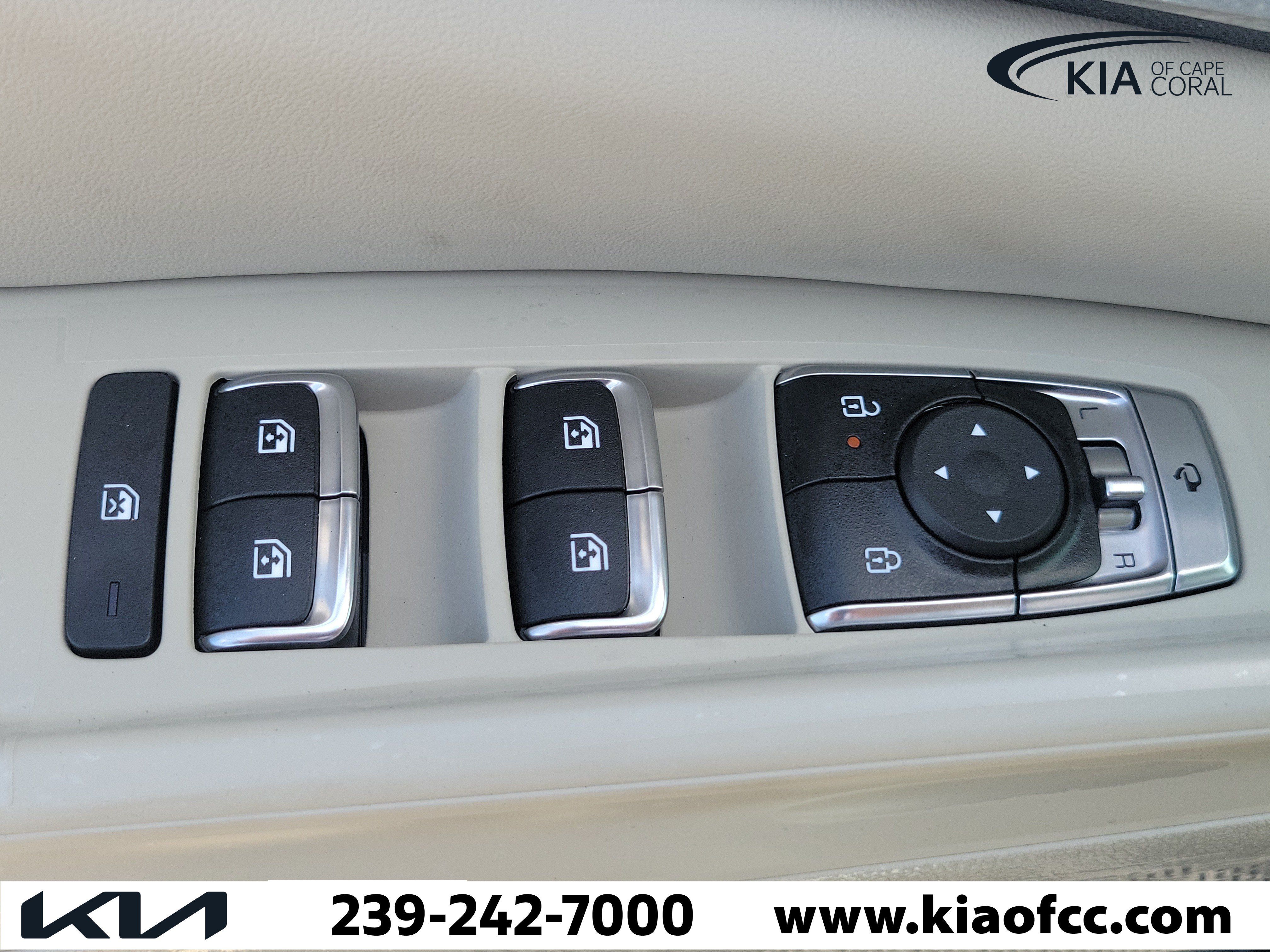 New 2026 Kia Carnival EX FWD image 24