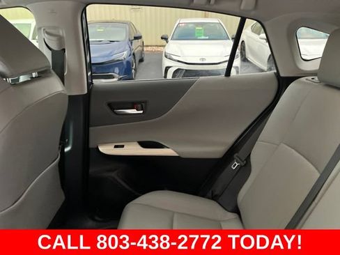 Used 2021 Toyota Venza XLE w/ Softex Package AWD/4WD image 14