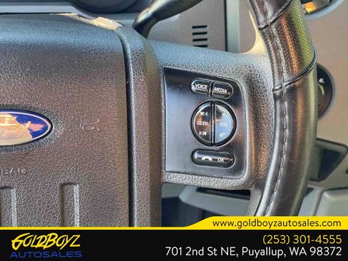 Used 2012 Ford F250 XLT w/ XLT Interior Pkg AWD/4WD image 27