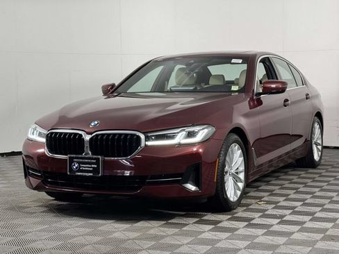Used 2023 BMW 530i xDrive w/ Premium Package AWD/4WD image 7