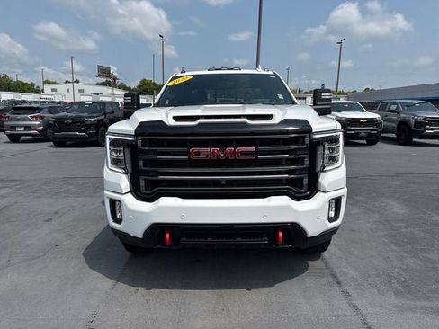 Used 2022 GMC Sierra 2500 AT4 w/ AT4 Premium Plus Package AWD/4WD image 8