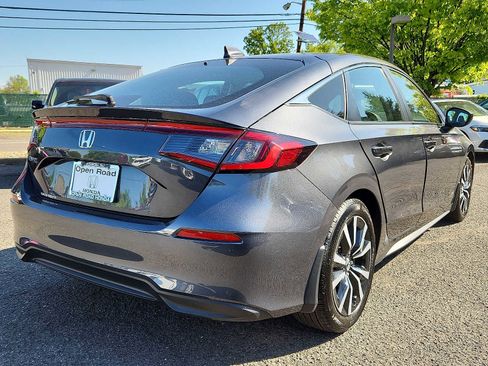 Certified 2024 Honda Civic EX-L image 6