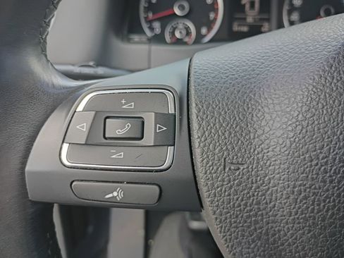 Used 2017 Volkswagen Tiguan Limited w/ Premium Package FWD image 7