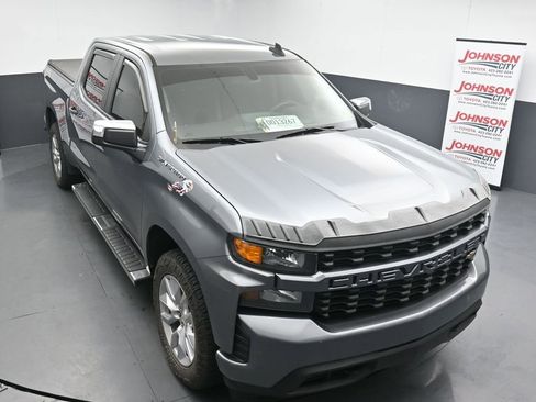 Used 2021 Chevrolet Silverado 1500 Custom AWD/4WD image 10