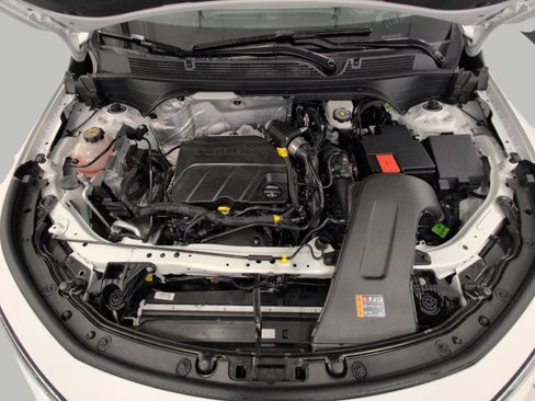 Certified 2024 Buick Envista Avenir FWD image 8
