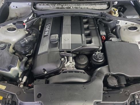 Used 2004 BMW 330Ci Convertible image 4