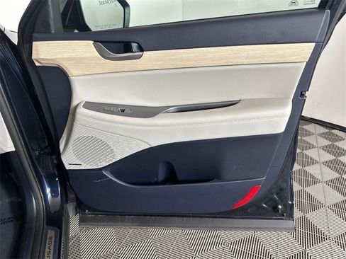 Used 2024 Hyundai Palisade Limited image 14