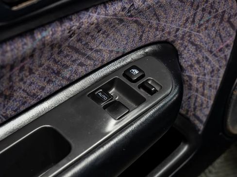 Used 1997 Nissan 240SX SE image 9