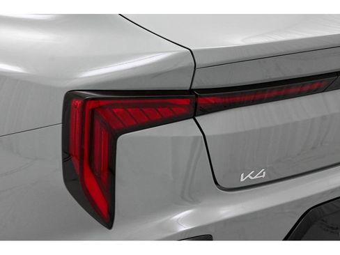 New 2025 Kia K4 GT-Line image 10