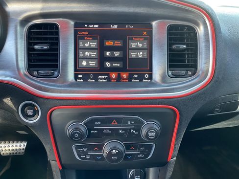 Used 2018 Dodge Charger R/T image 17