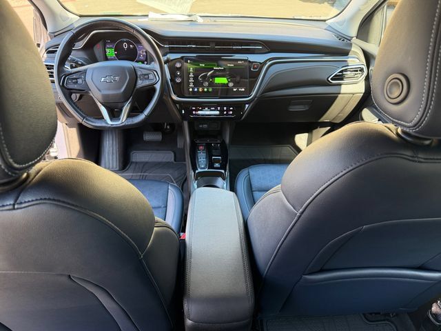 Used 2022 Chevrolet Bolt EUV LT w/ Convenience Package FWD image 21