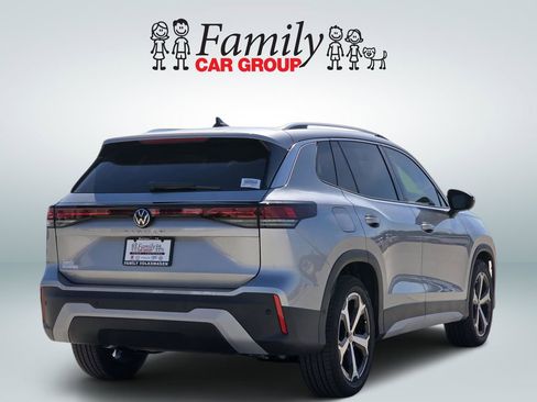 New 2026 Volkswagen Tiguan SE image 4