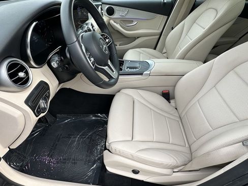 Certified 2022 Mercedes-Benz GLC 300 image 10
