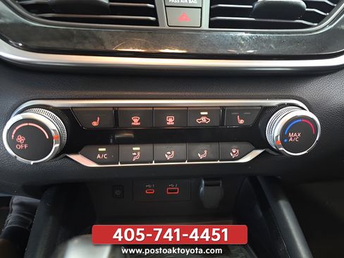 Used 2023 Nissan Altima 2.5 SR w/ SR Premium Package FWD image 17