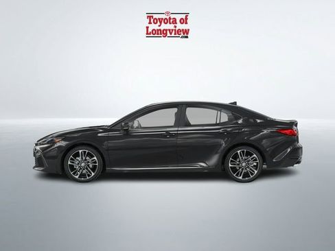 Used 2026 Toyota Camry XLE image 2