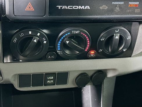 Used 2015 Toyota Tacoma 4x4 Double Cab image 23