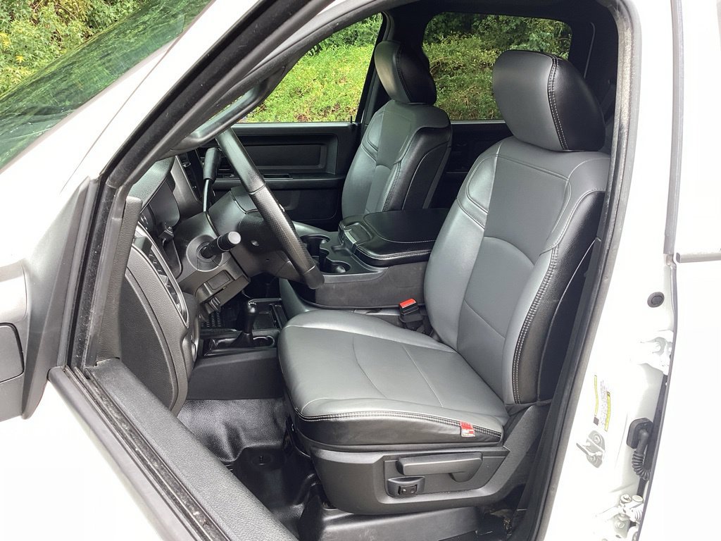 Used 2023 RAM 3500 Tradesman AWD/4WD image 32