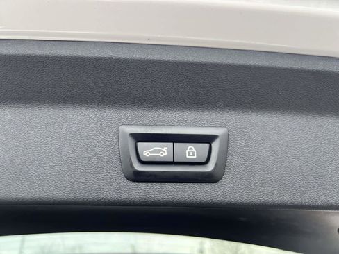 Used 2023 BMW X3 xDrive30i w/ Premium Package image 8