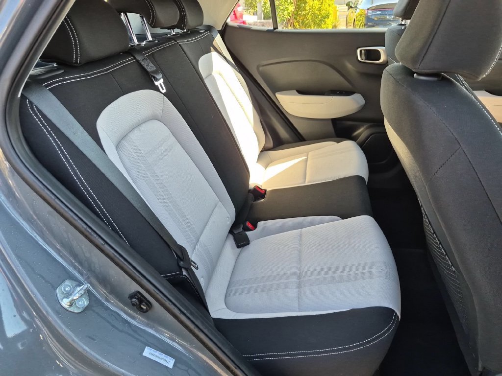 Used 2026 Hyundai Venue SEL FWD image 30