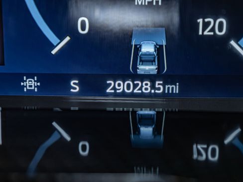 Used 2022 Ford F150 Lariat w/ Equipment Group 502A High AWD/4WD image 22