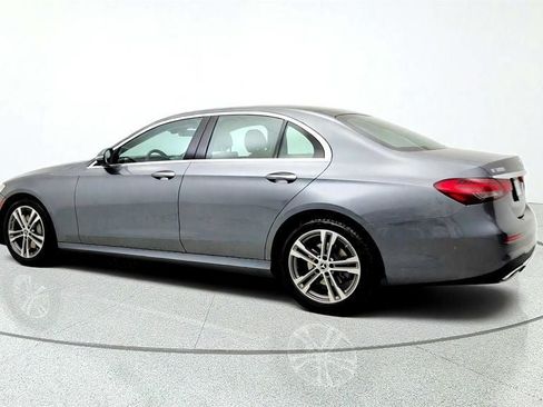 Used 2022 Mercedes-Benz E 350 4MATIC Sedan image 7