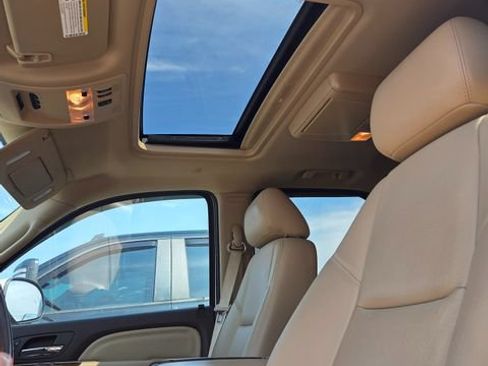 Used 2013 GMC Yukon Denali AWD/4WD image 7