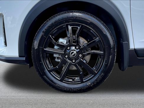 Certified 2024 Nissan Kicks SV FWD image 33