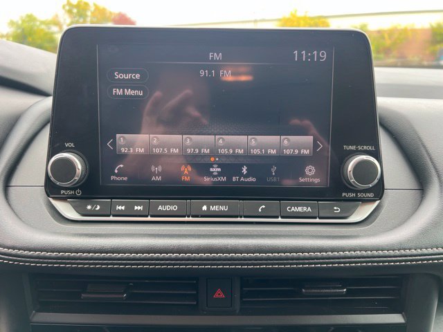 Used 2024 Nissan Rogue S AWD/4WD image 24